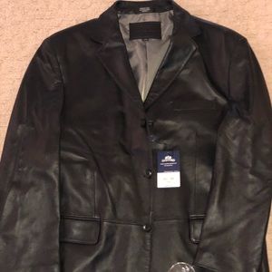 New Men’s Large Stafford Genuine Leather Coat